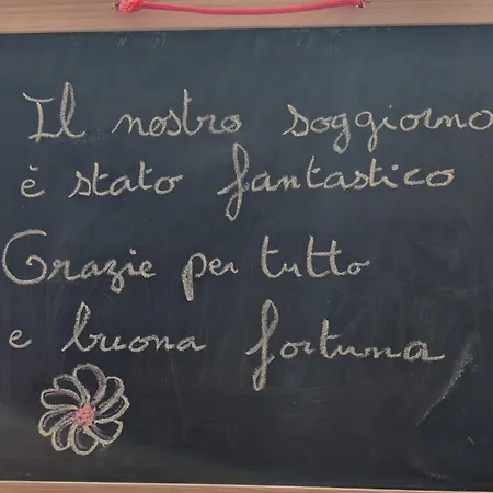 La Dimora Di Dora * ナポリ