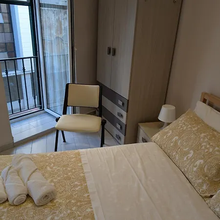 La Dimora Di Dora Apartmán *